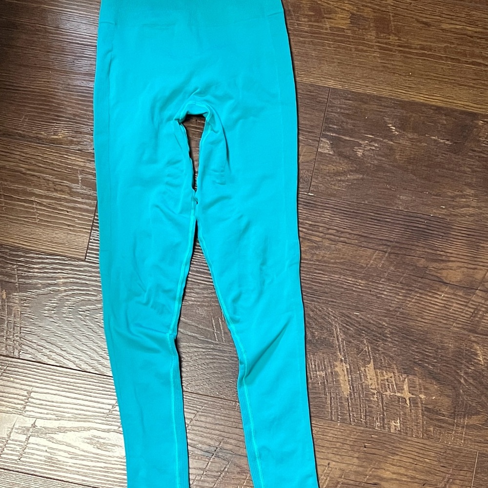Lululemon Zone In Tight - Picture 4 of 5